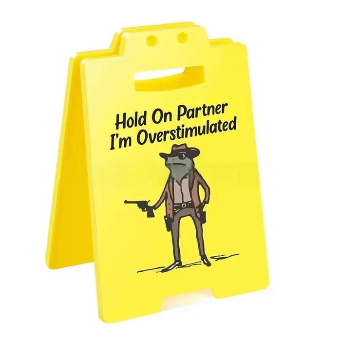 Hold On Partner I'm – panneau de bureau surdimensionné, décor de bureau amusant, décor de bureau pou