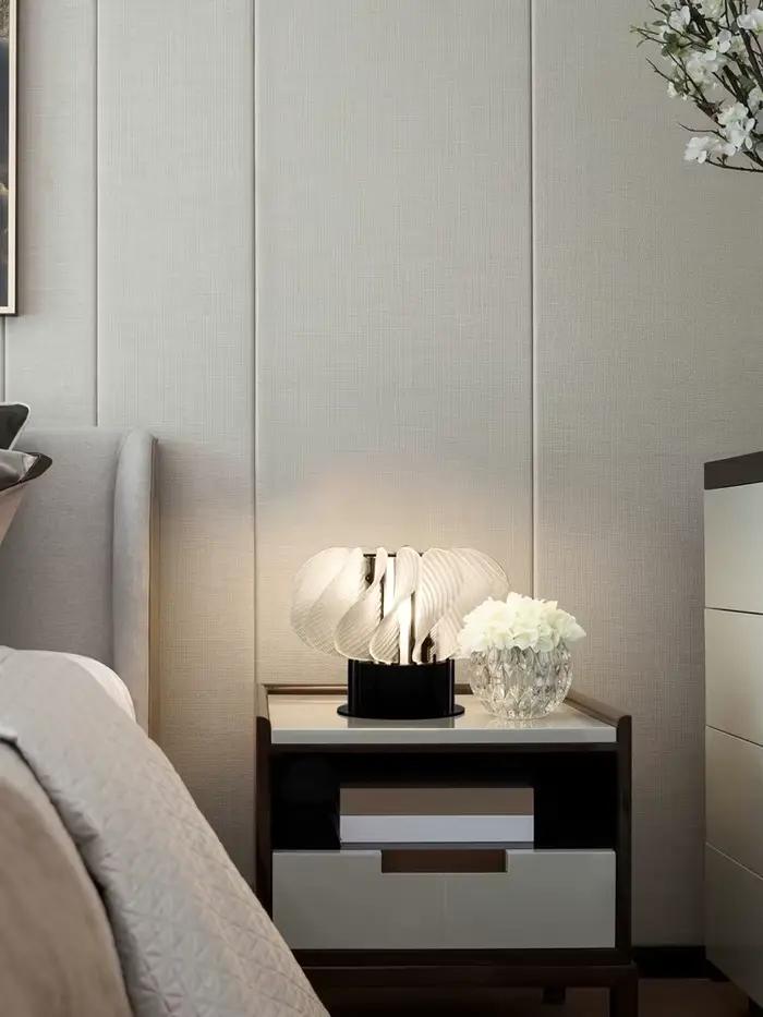 Lampe de table italienne minimaliste à LED