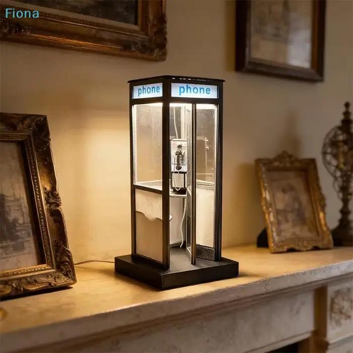 ♬ Lampe de table vintage en forme de cabine téléphonique