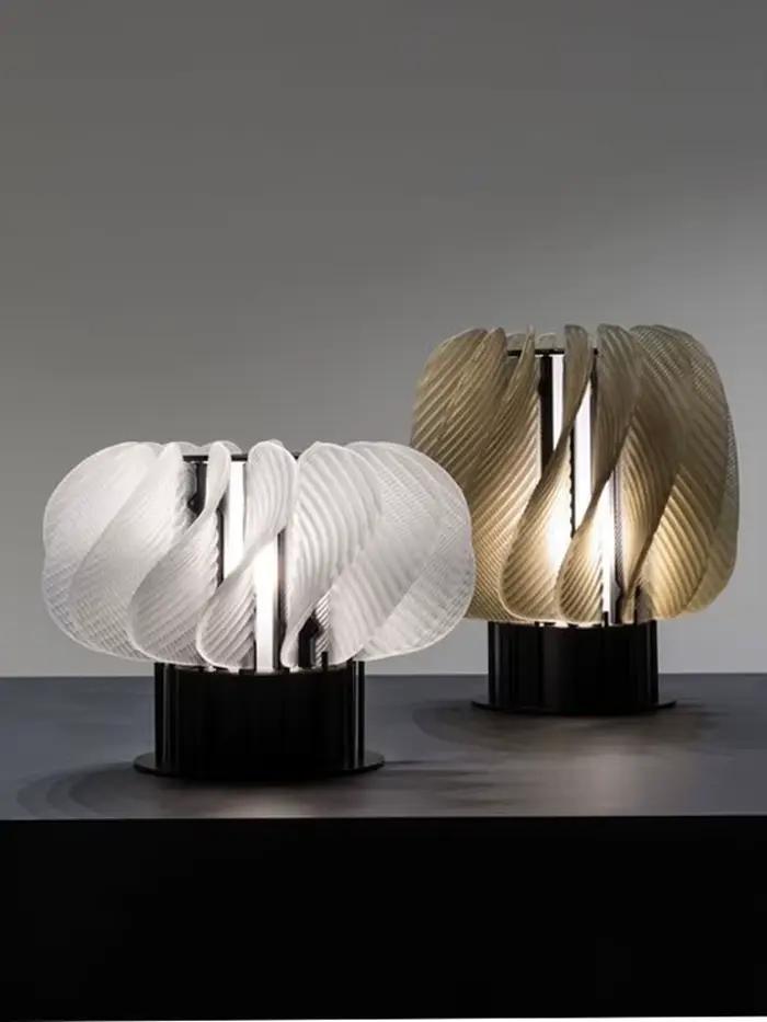 Lampe de table italienne minimaliste à LED