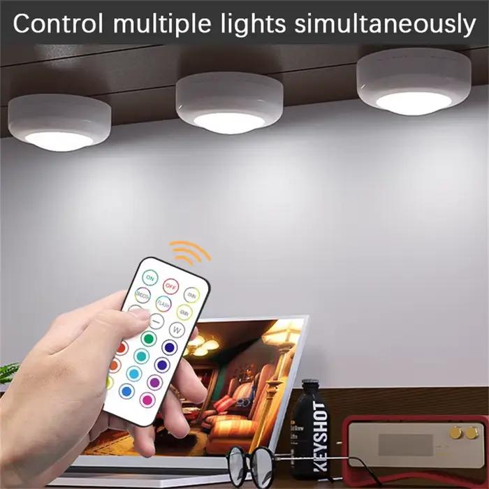Lumières LED sous-meuble couleur rvb