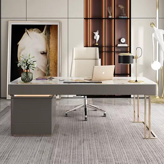 Bureau de luxe, panneau de roche brillant