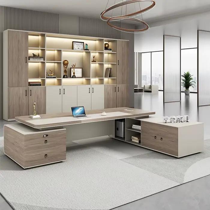 Bureau de patron, bureau moderne simple