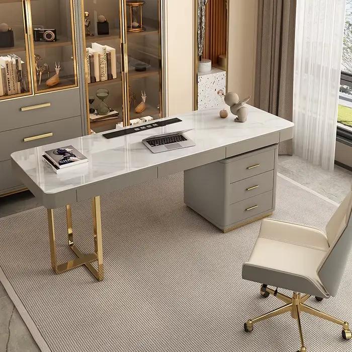 Bureau de mouvement peu encombrant