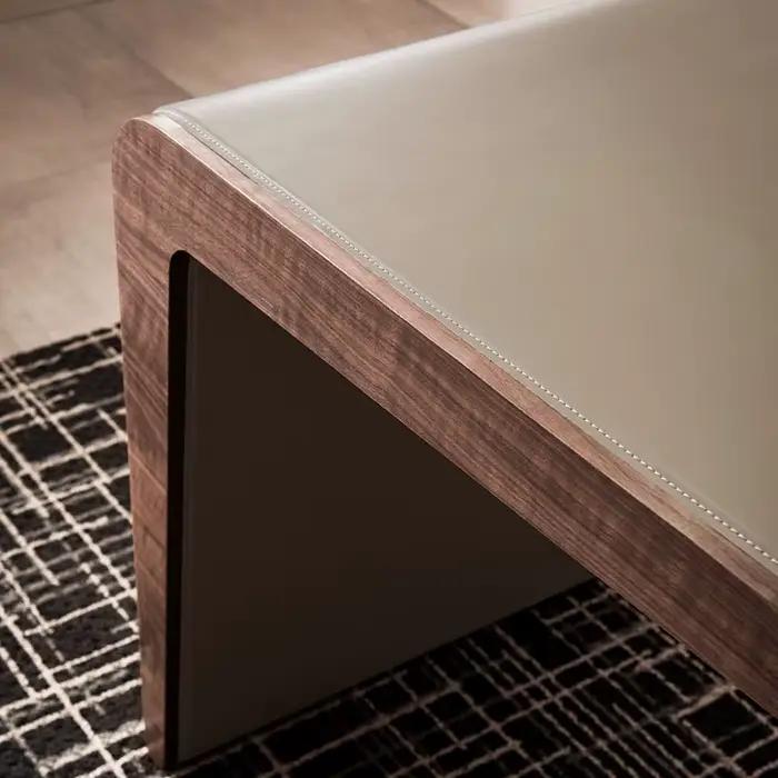 Bureau élégant en noyer noir avec finition en cuir pour bureau et décoration de la maison minimalistes italiens