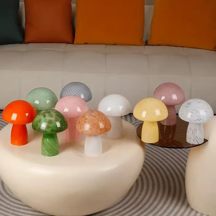 Lampe de table en verre créative
