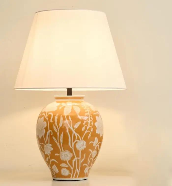 Lampe de table en céramique nordique
