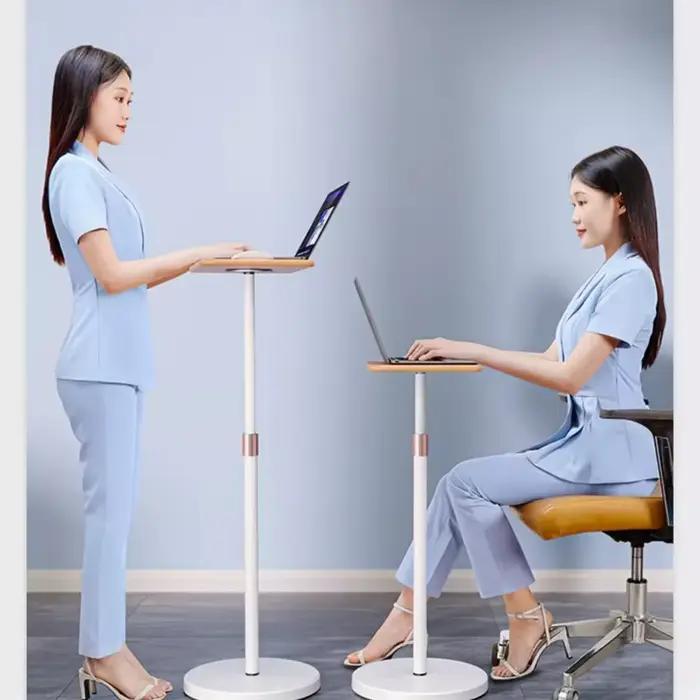 Bureau debout réglable pour ordinateur portable