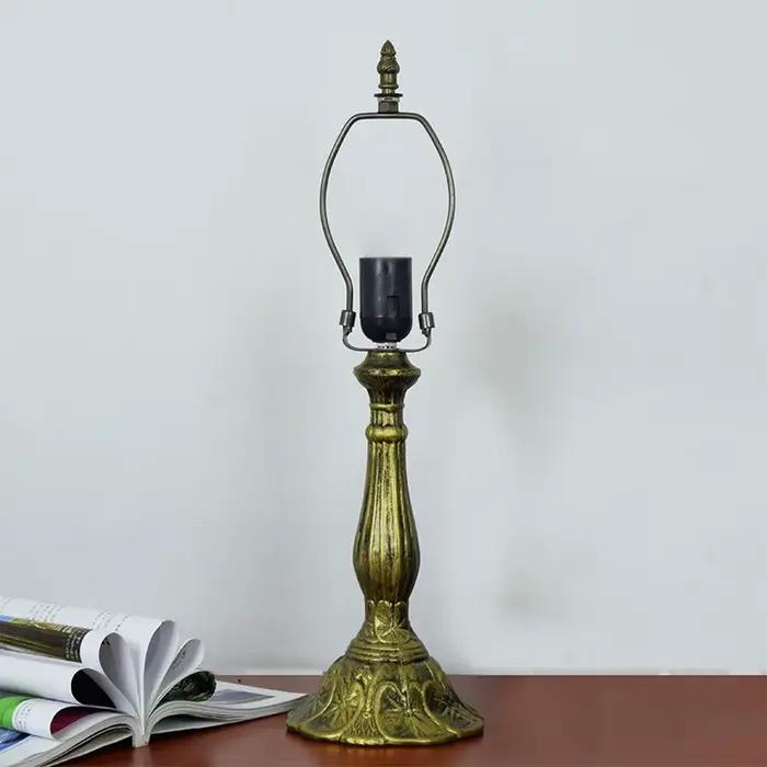 Lampe de table rétro Tiffany de style européen créatif en vitrail, pour salon, salle à manger, chamb