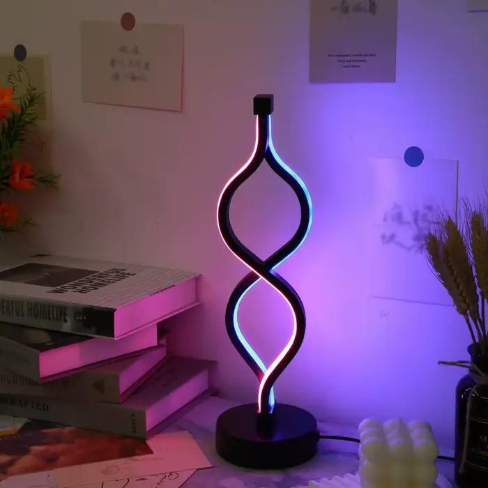 Lampe de bureau USB violette en forme de torsion créative, 1 pièce, décoration
