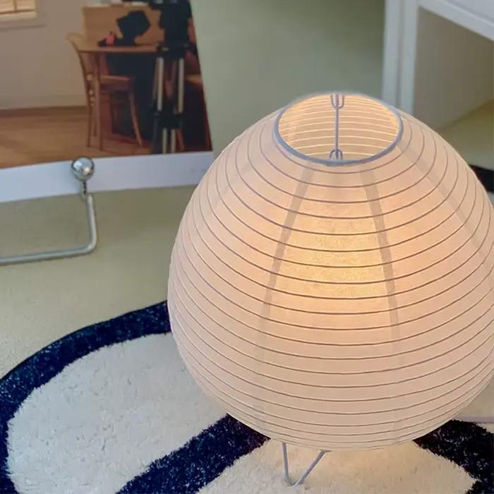 Lampe de table LED nordique