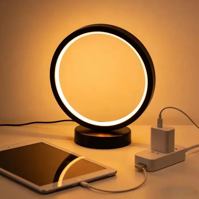 Lampe de table LED de style nordique