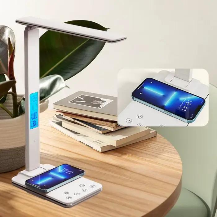 Lampe de bureau LED avec chargeur sans fil et port USB enfichable