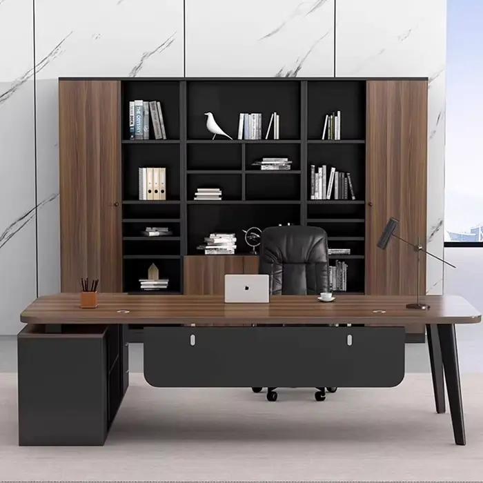 Bureau de direction de luxe en bois avec design moderne pour bureau de taille grande et petite, style vintage, mobilier tendance pour usage professionnel et personnel