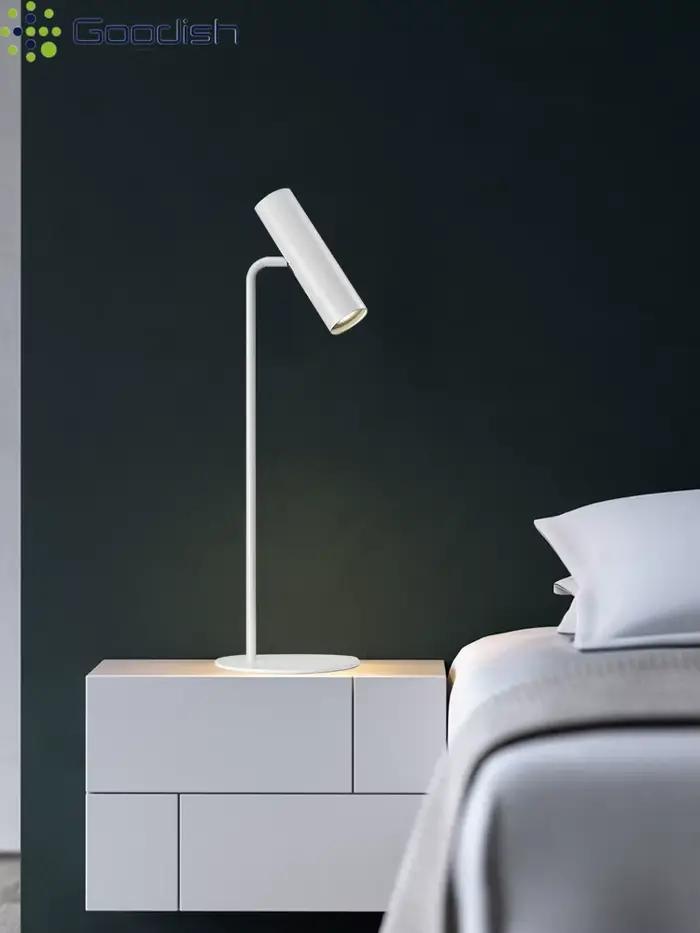 Lampes sur pied LED créatives en métal noir de style médiéval