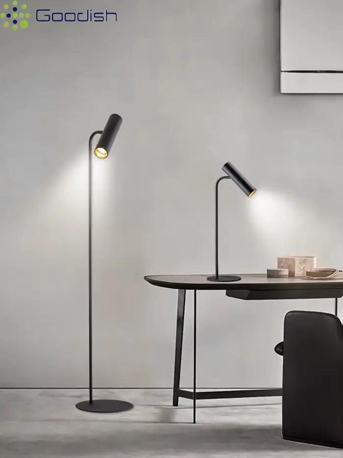 Lampes sur pied LED créatives en métal noir de style médiéval