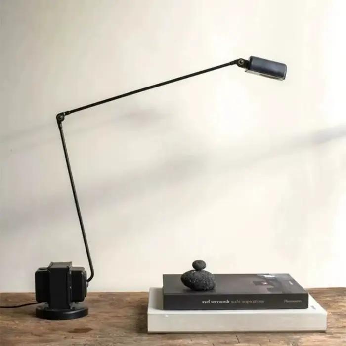 Lampadaire Design italien moderne Style rétro Simple salon étude bras oscillant réglable lampe de Table de lecture décor à la maison LED