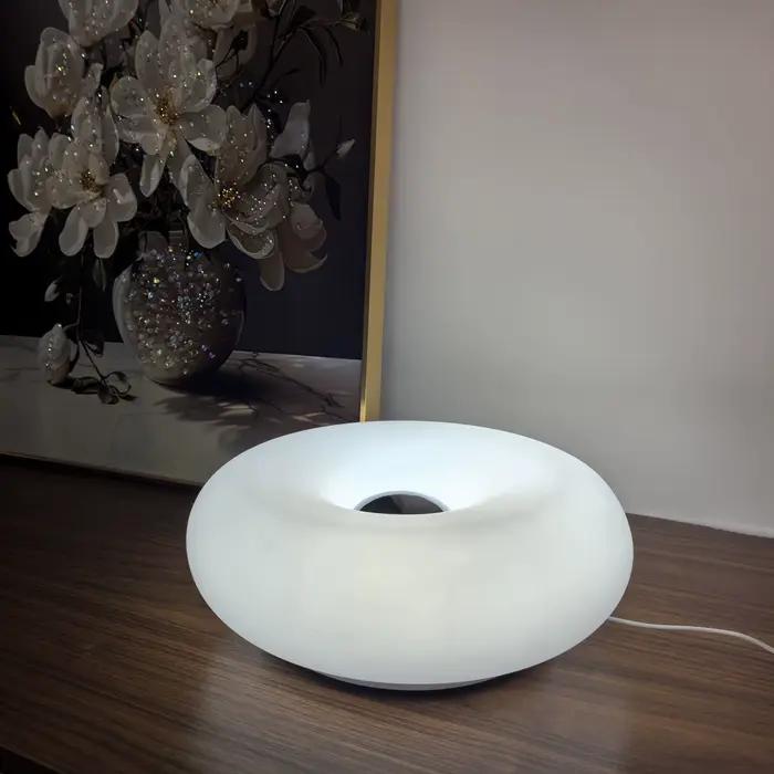 Lampe de Table Beignet Lumière Ambiante Bleu Clair Design Moderne Veilleuse pour Chambre Salon Occasions Spéciales