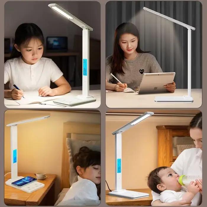Lampe de bureau LED avec chargeur sans fil et port USB enfichable