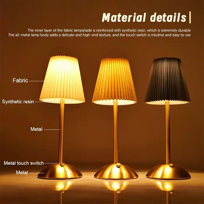 Petite lampe de Table plissée