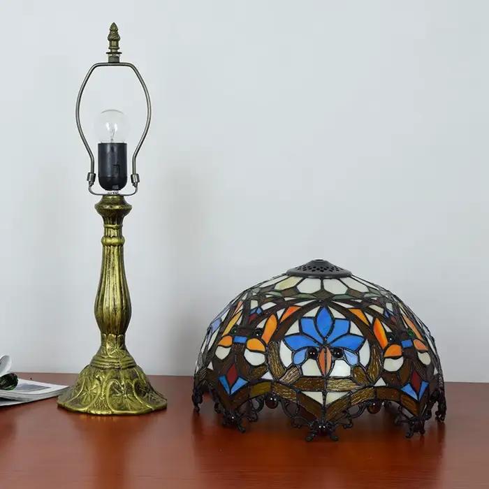 Lampe de table rétro Tiffany de style européen créatif en vitrail