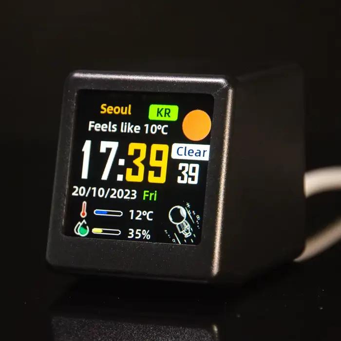Super Cool Mini Station météo numérique de bureau WiFi avec écran LCD IPS