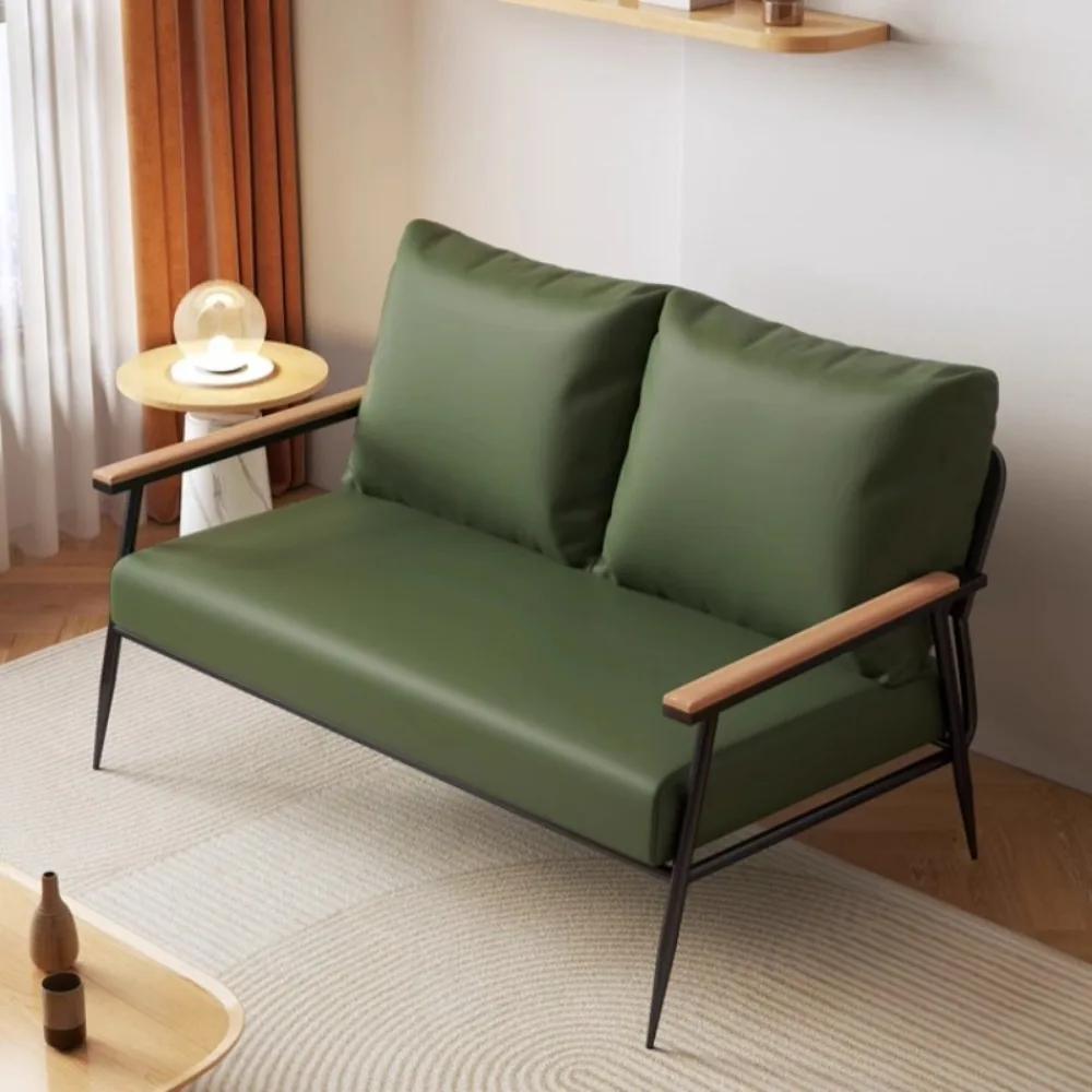 Chaise de bureau confortable avec support dorsal et accoudoirs