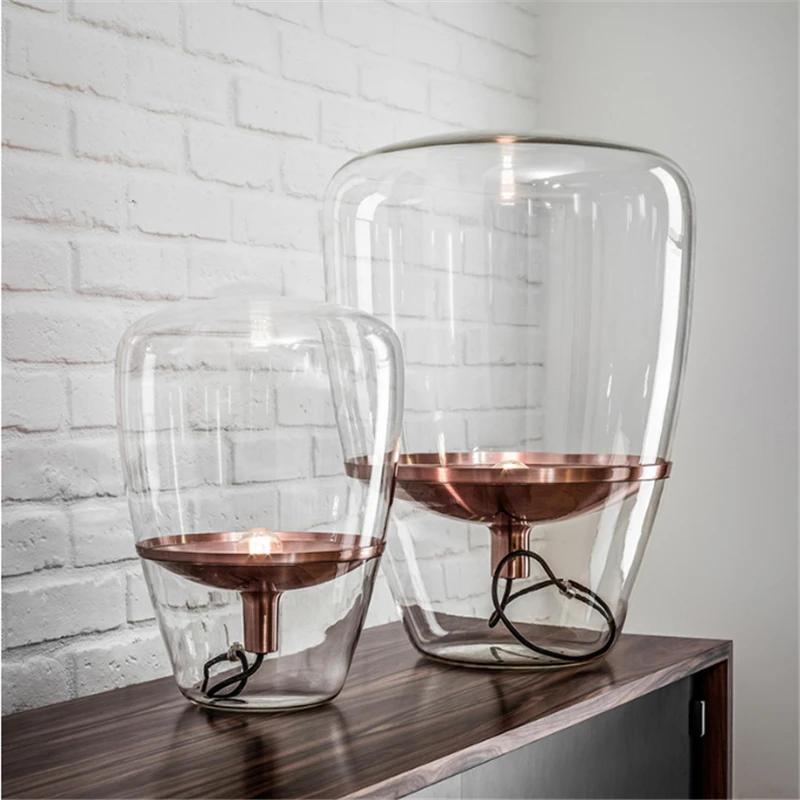 Lampe de table LED en verre avec ballons Brokis